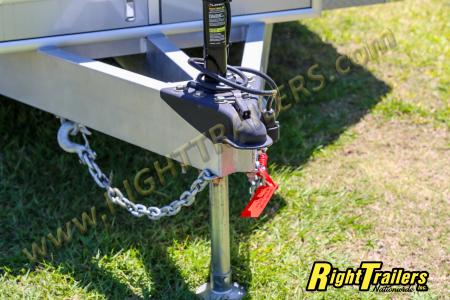 New 2025 8.5X26 inTech RACE TRAILER