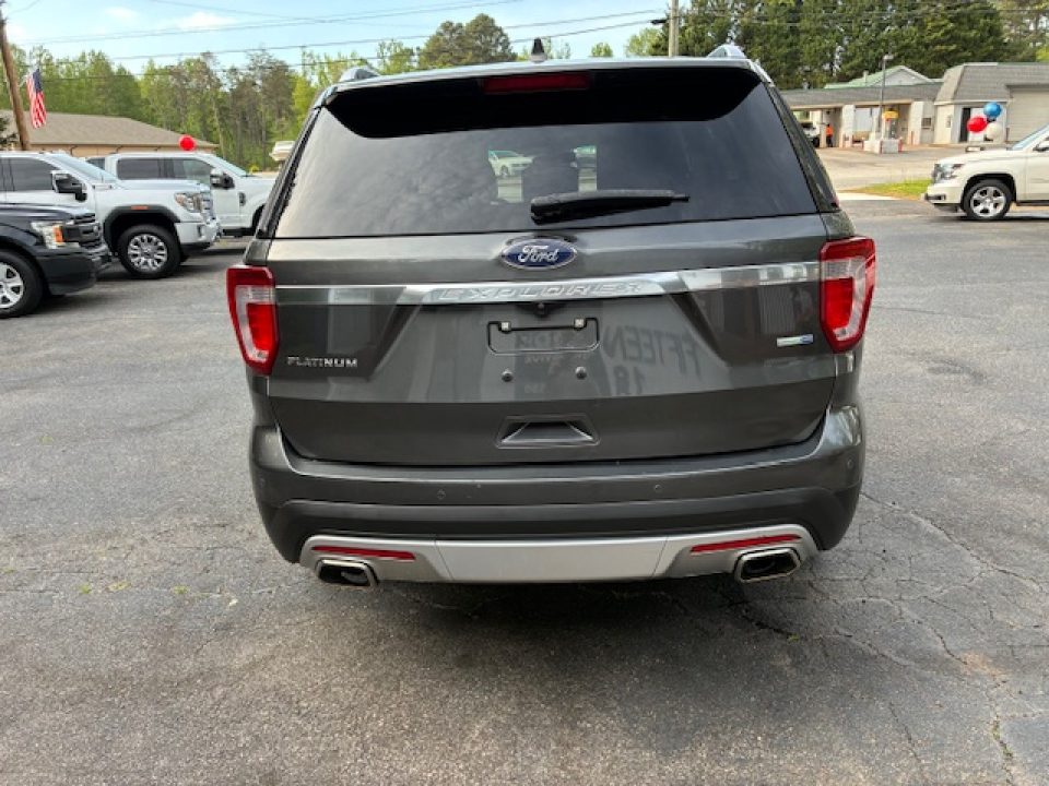 Used 2016 Ford Explorer Platinum SUV