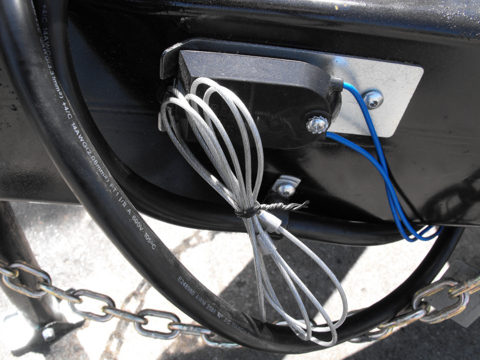 New Enclosed Cargo 8.5 x 18 Dove Ramp 7' I nt 10400 Gvwr