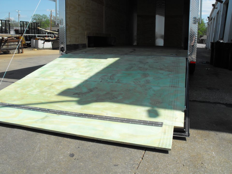 New Enclosed Cargo 8.5 x 18 Dove Ramp 7' I nt 10400 Gvwr