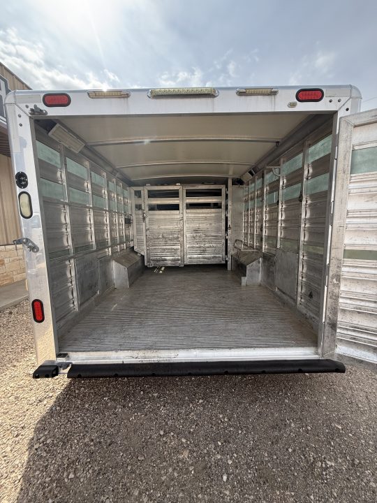 Used 2013 Cimarron Trailers SHOW TRAILER Stock / Stock Combo Trailer