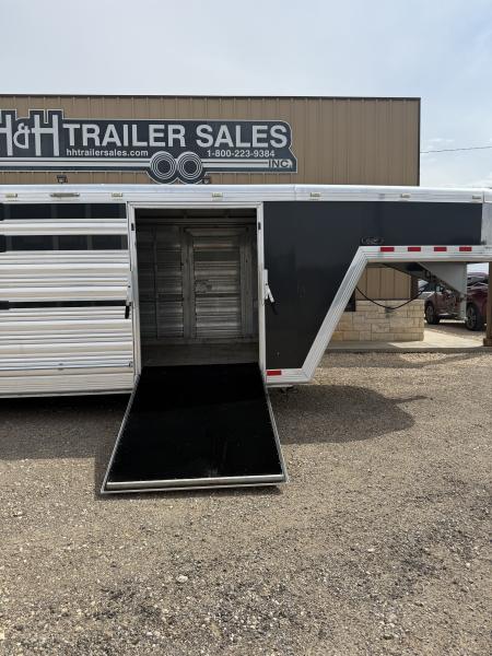 Used 2013 Cimarron Trailers SHOW TRAILER Stock / Stock Combo Trailer