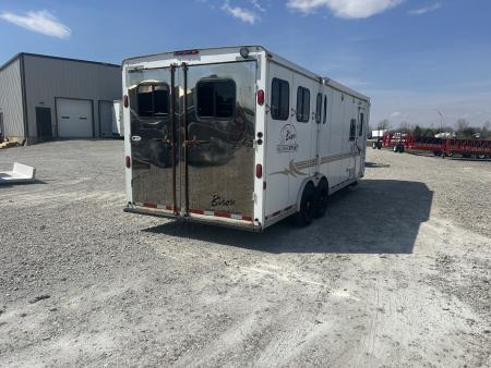 Used 2004 Bison Trailers 3 Horse LQ Horse Trailer