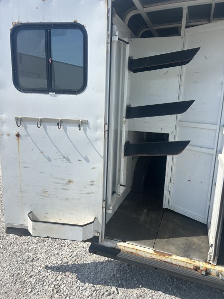 Used 2004 Bison Trailers 3 Horse LQ Horse Trailer