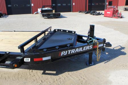 New 2026 PJ Trailers EV 20' Equipment Trailer