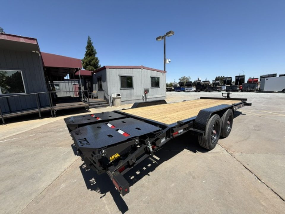 New 2026 Big Tex Trailers 16EH-22D3A-MR 7FT X 22FT 17.6K GVW Car Hauler