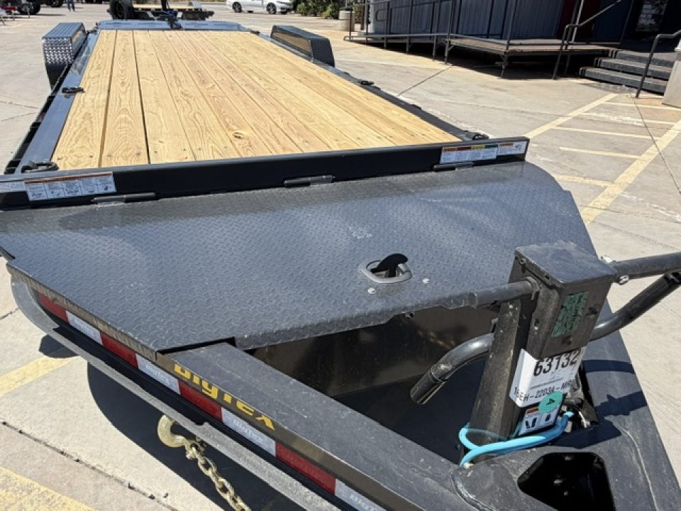 New 2026 Big Tex Trailers 16EH-22D3A-MR 7FT X 22FT 17.6K GVW Car Hauler