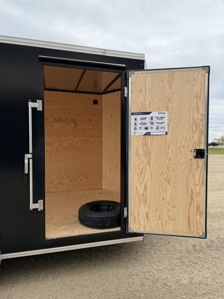 New 2026 Southland Trailers LCHT35-7.516v-86r Cargo / Enclosed Trailer