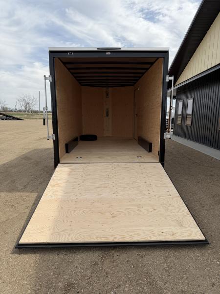 New 2026 Southland Trailers LCHT35-7.518v-86r Cargo / Enclosed Trailer