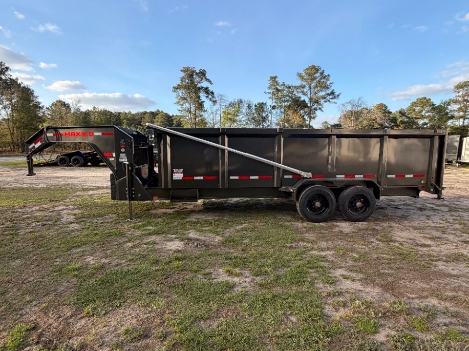 New 2026 MAXX-D DSX 83"x20' Dump Trailer