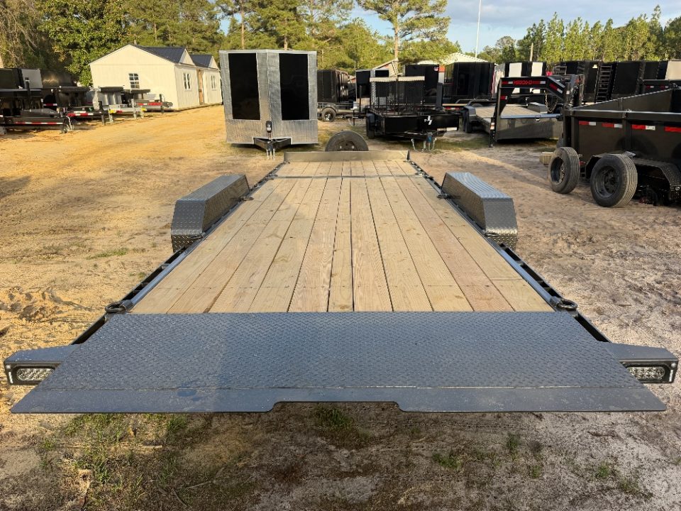 New 2026 MAXX-D G8X 22'x83" Tilt Trailer