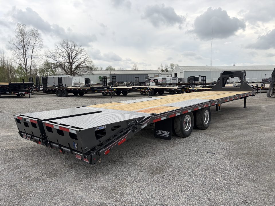 New 2026 Diamond C Trailers FMAX212L35X102MR (30' + 5' X 102") 25.9K Max Ramp Flatbed Trailer