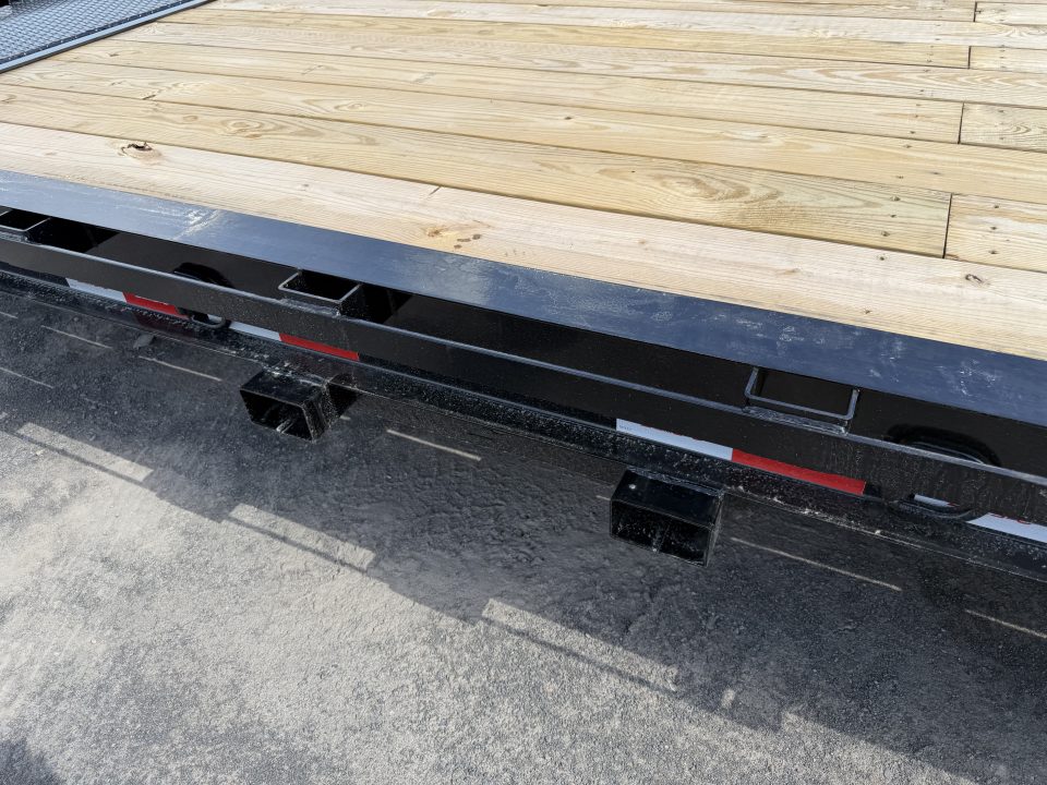 New 2026 Liberty LE16K83X19+3B8 Equipment Trailer