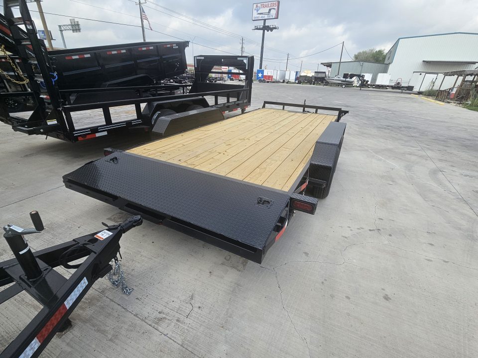 New 2026 P&C Trailers 83X18 Car Hauler