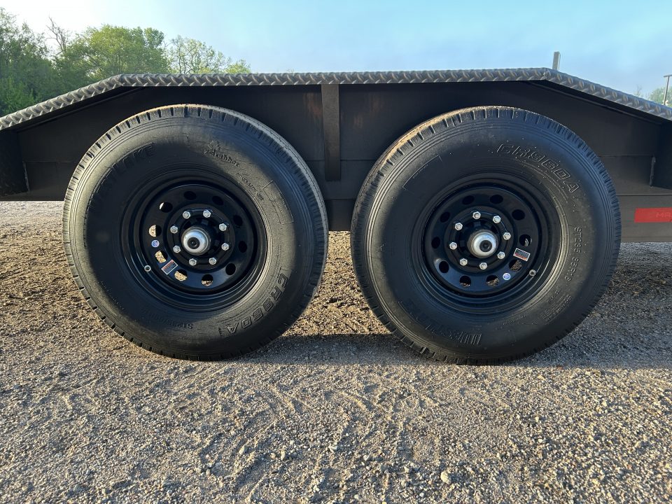 New 2026 MAXX-D T6X Tilt Trailer 102X20