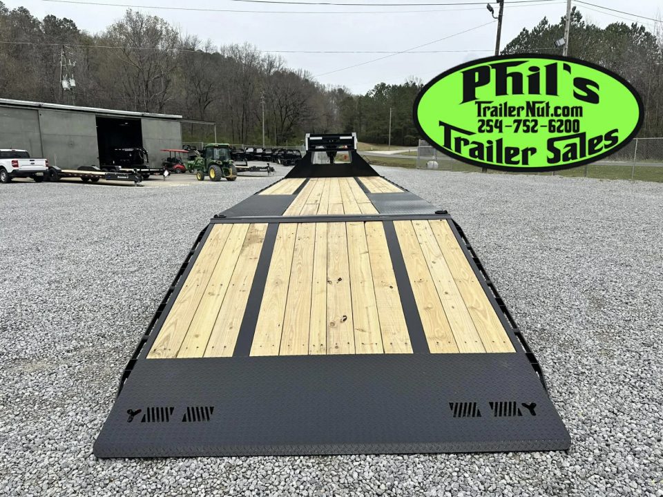 New 2026 Iron Bull 32' TANDEM DUAL GOOSENECK TRAILER 9' HYDRAULIC DOVE GOOSENECK Deckover Trailer