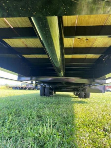 New 2026 Iron Bull 32' TANDEM DUAL GOOSENECK TRAILER 9' HYDRAULIC DOVE GOOSENECK Deckover Trailer