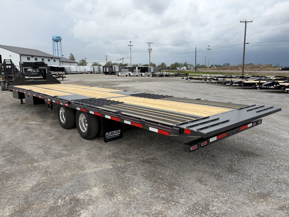 New 2026 Diamond C Trailers FMAX210L35X102HDT (102" x 35') 25K Hydraulic Dovetail Flatbed Trailer