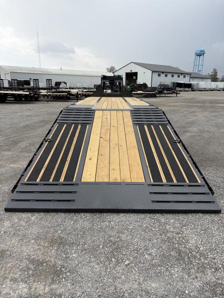 New 2026 Diamond C Trailers FMAX210L35X102HDT (102" x 35') 25K Hydraulic Dovetail Flatbed Trailer