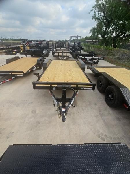 New 2026 P&C Trailers 83X18 Car Hauler