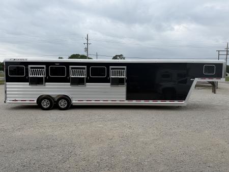New 2026 Featherlite 6 Horse Gooseneck Horse Trailer