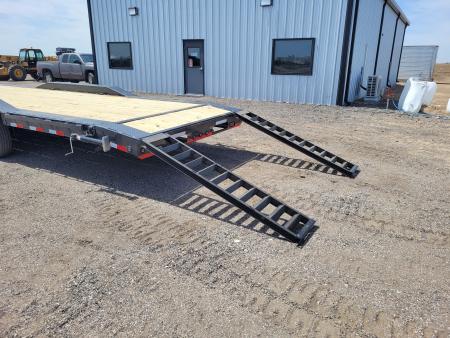 New 2026 Load Trail 102"x40' Triple Axle Gooseneck Carhauler Trailer