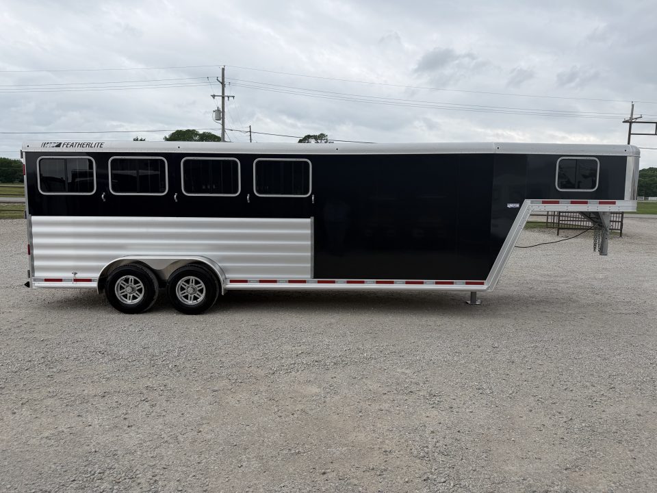New 2026 Featherlite 4 Horse Gooseneck Horse Trailer