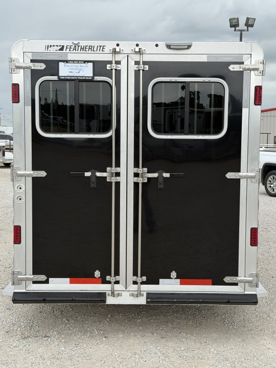 New 2026 Featherlite 4 Horse Gooseneck Horse Trailer