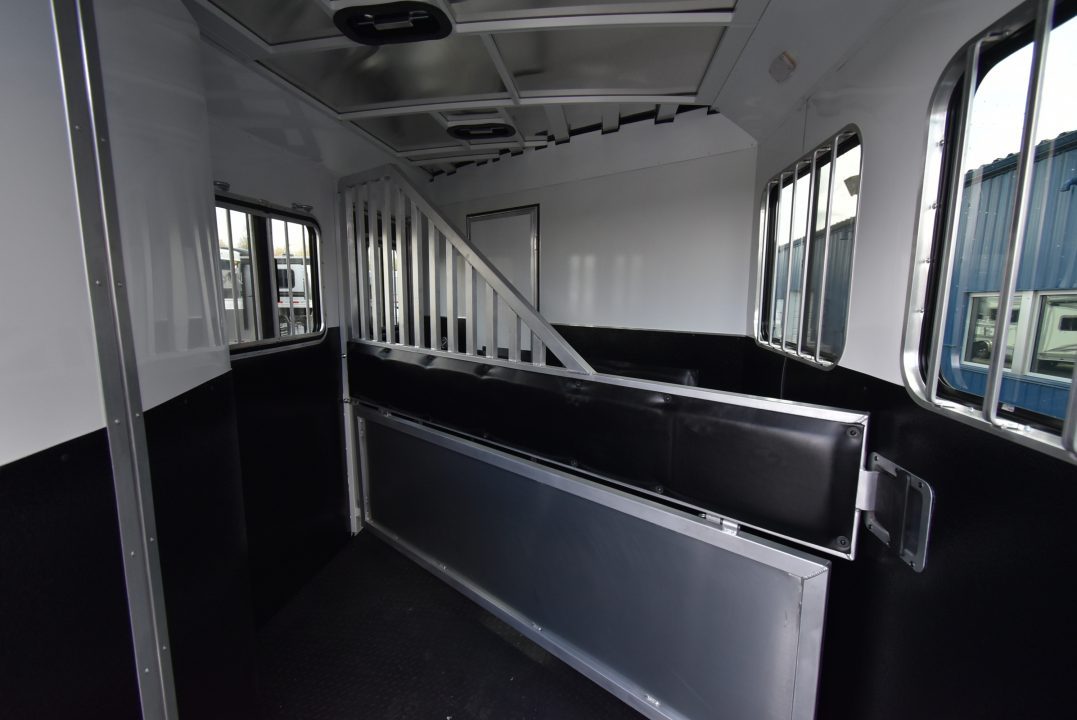 New 2026 Bison Trailers RG7208 Horse Trailer
