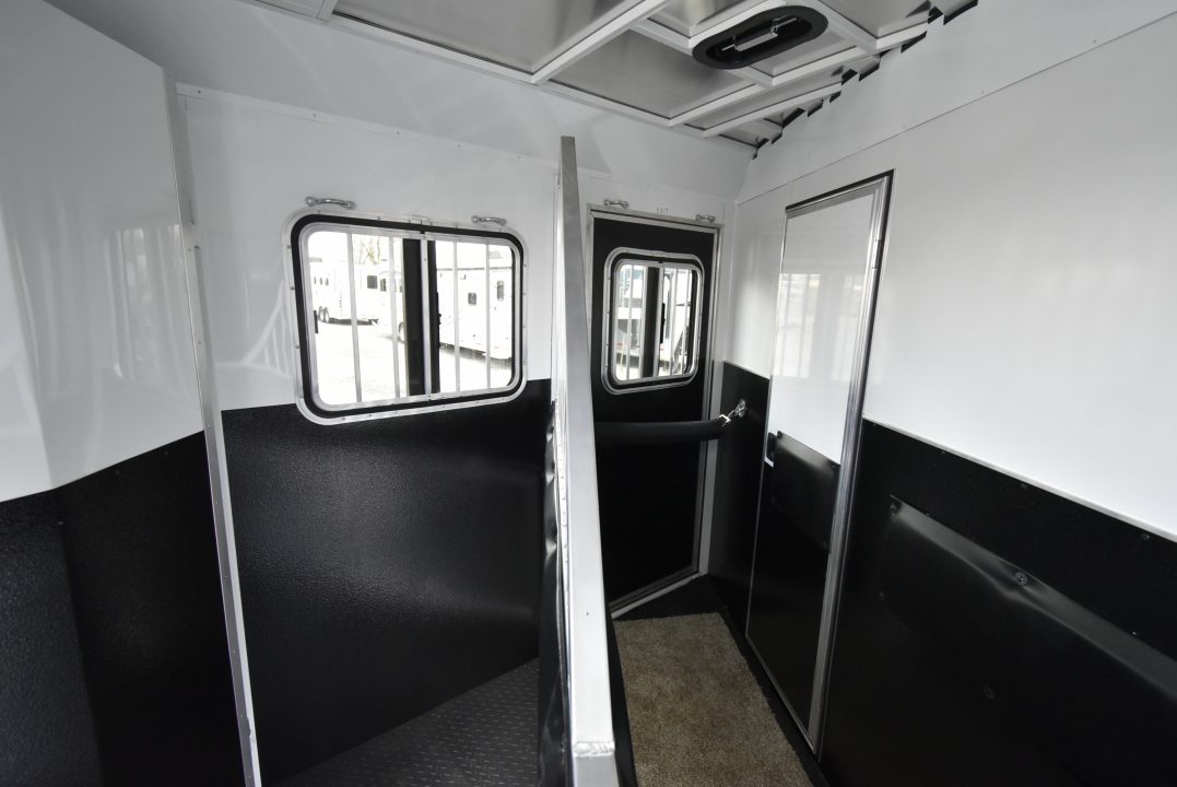 New 2026 Bison Trailers RG7208 Horse Trailer