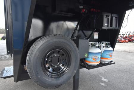 New 2026 Bison Trailers RG7208 Horse Trailer