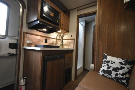 New 2026 Bison Trailers RG7208 Horse Trailer