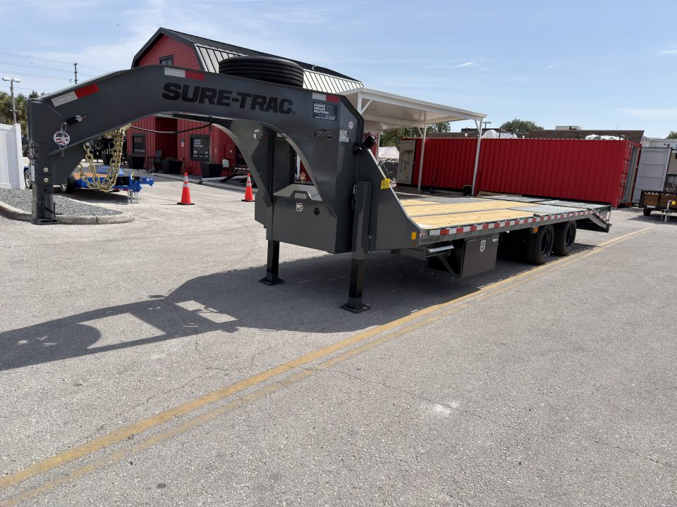 New 2026 Sure-Trac 8.5x25 (20+5) Pro Series GN Deckover Trailer