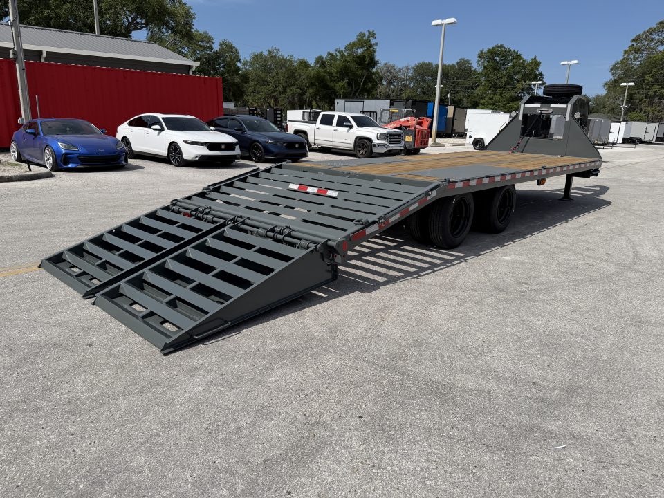 New 2026 Sure-Trac 8.5x25 (20+5) Pro Series GN Deckover Trailer