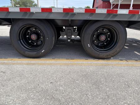 New 2026 Sure-Trac 8.5x25 (20+5) Pro Series GN Deckover Trailer