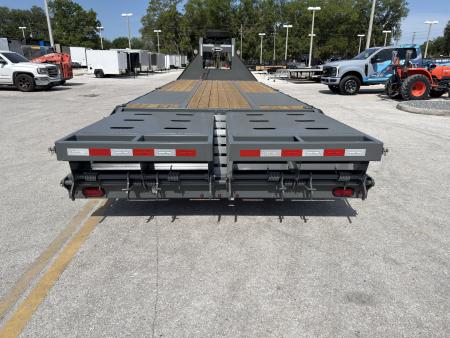 New 2026 Sure-Trac 8.5x25 (20+5) Pro Series GN Deckover Trailer