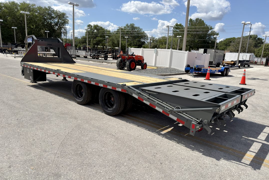 New 2026 Sure-Trac 8.5X25 (20+5) HD Low Profile GN Deckover Trailer