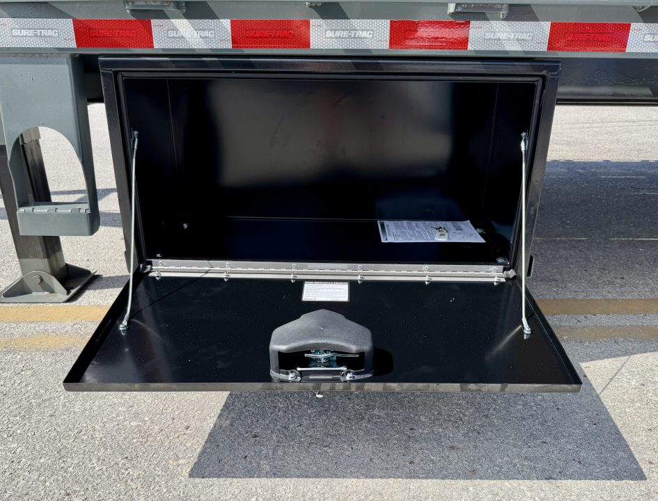 New 2026 Sure-Trac 8.5X25 (20+5) HD Low Profile GN Deckover Trailer