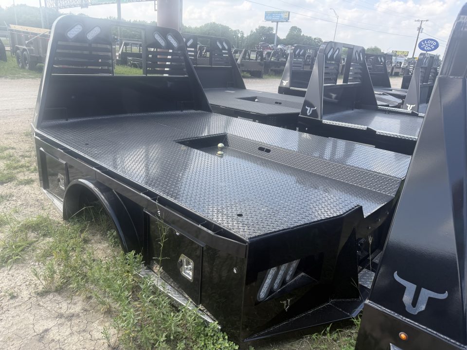 New 2026 Neckover 9' CAB AND CHASSIS SKIRTED Truck Bed