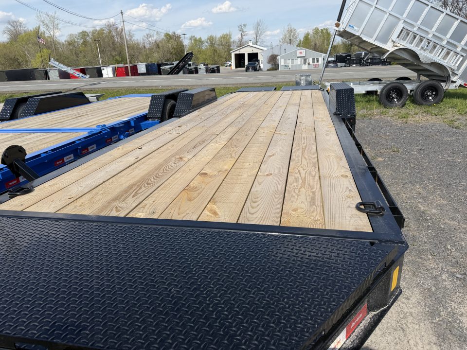 New 2026 Liberty LE16K83X21+3B8 Equipment Trailer