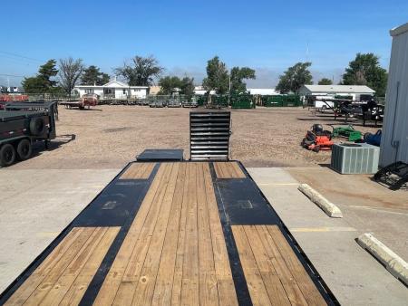 New 2026 PJ Trailers LD402 40' x 102" Hydraulic Brakes Flatbed Trailer