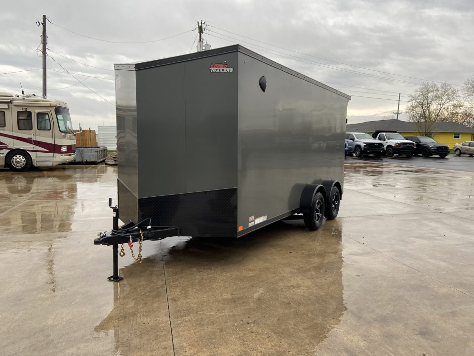New United UJ-7X16 Enclosed Trailer