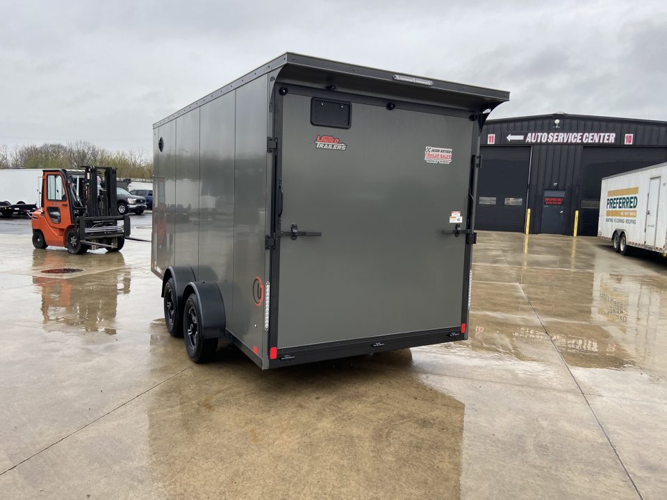 New United UJ-7X16 Enclosed Trailer