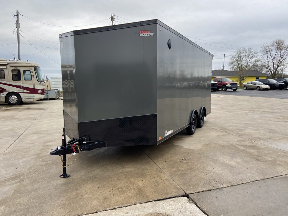 New United UJ-8.5X18 Enclosed Trailer