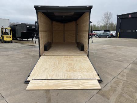 New United UJ-8.5X18 Enclosed Trailer