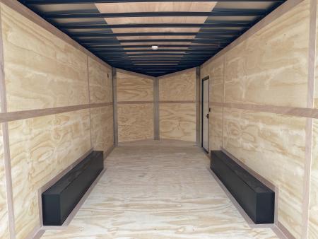 New United UJ-8.5X18 Enclosed Trailer