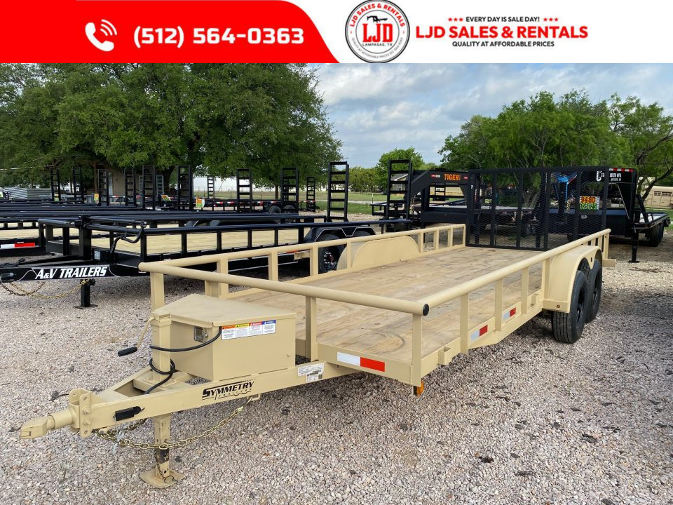 New 2026 Symmetry - 83" X 20' - Pipetop Trailer - 5200lb Axles - Gate