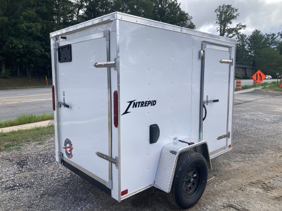 New 2026 Homesteader Trailer / Intrepid Series / 5x8 / 5'6" Interior Height / Single Swing Rear Door / 32" Side Door / 24" Stoneguard / White Aluminum