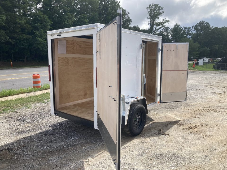 New 2026 Homesteader Trailer / Intrepid Series / 5x8 / 5'6" Interior Height / Single Swing Rear Door / 32" Side Door / 24" Stoneguard / White Aluminum