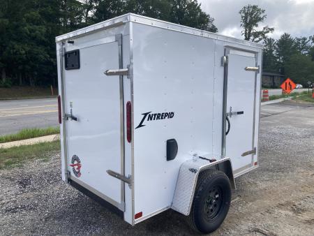 New 2026 Homesteader Trailer / Intrepid Series / 5x8 / 5'6" Interior Height / Single Swing Rear Door / 32" Side Door / 24" Stoneguard / White Aluminum